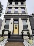 BIG ASH HOUSE Historic Ludlow Beauty !!!  Overlooking the Ohio River