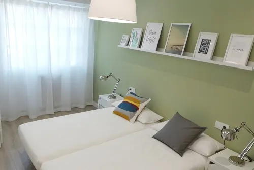 Apartment in Barrio de San Pedro - Apartments