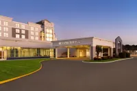 DoubleTree by Hilton Hotel Norfolk Airport