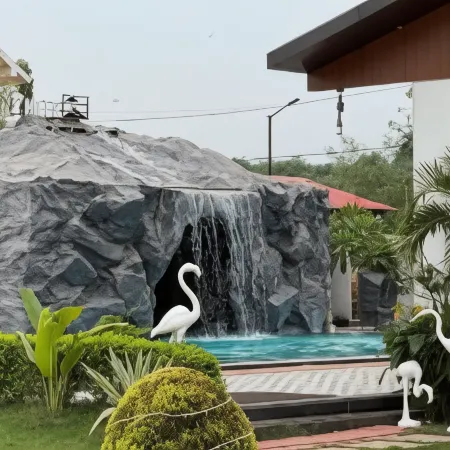 7 Hills Resort