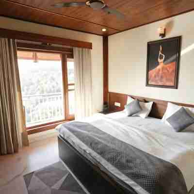 Lake Pleasant Cottage Rooms