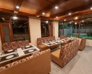 Nazaara - A Luxe Retreat