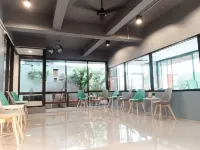 โรงแรมบีระพันธ์ โรงแรมใกล้สถานีรถไฟฟ้าวุฒากาศ