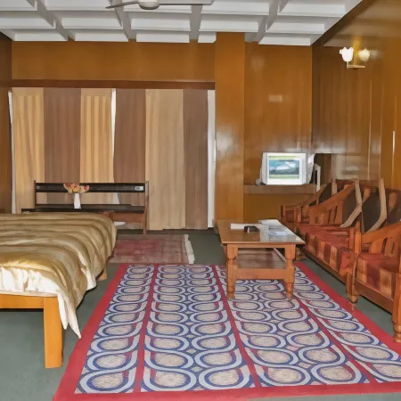 Hotel Shikhar & Restaurant