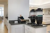 Residence Inn Sandestin at Grand Boulevard - breakfast