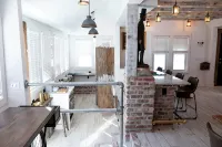 Stylish Stay Near CWS, Zoo & Downtown Fun - chambre d’hôtes