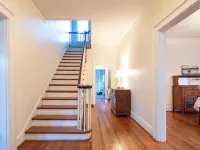 Stately historic 3bdr shore house near Cape Charles, boat parking, pet friendly Hotels in Cheriton