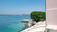 Maniace Apartment - Bungalows