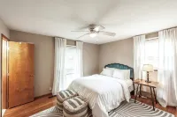 Spacious Home in Quiet Neighborhood - Half Mile from Historic Gallatin Square