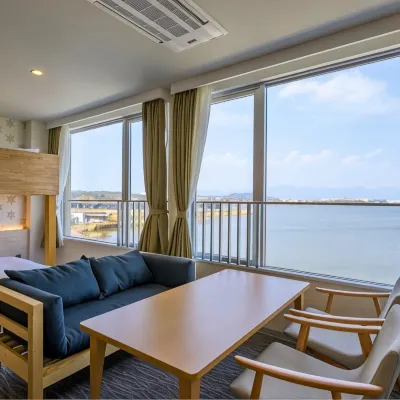 Lakeside Hot Spring Hotel Kunibiki Hotels near Koryo Kunibiki Coast