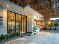 Mono Coliving Ngagel, Surabaya Hotels in 