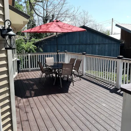 The Nest - Located in the Heart of Nashville Indiana!
