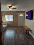 House is located right across from trail system. With miles and miles to ride - Homestays