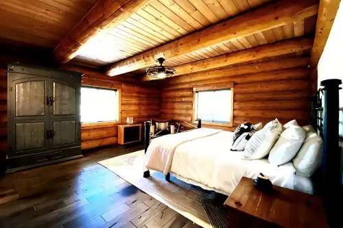 New Build Modern Log Cabin in the Heart of Pine on 2 acres of secluded Forest