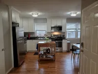 2CHICAGO Train 1MI/WIFI/KING/Free parking/Fox River Bike Trail - Apartments
