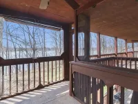 Private Lake Front Home With Pontoon Rental Available On Property Hotels in Barry County