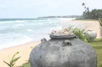 The Beach Cabanas Retreat & Spa - Beach
