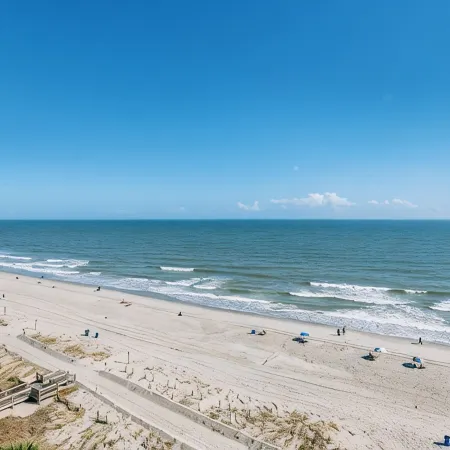 Beachfront ~ Luxury Hilton Resort~ 100+5 Stars! ~ Tiki Bar  Lazy River 8th Floor