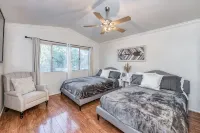 Chic Boho 3BR 2.5BA Home Located in the Heart of Fresno