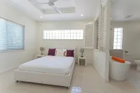 Romantic Ocean Front Sea Palm Villa #7 - Wifi