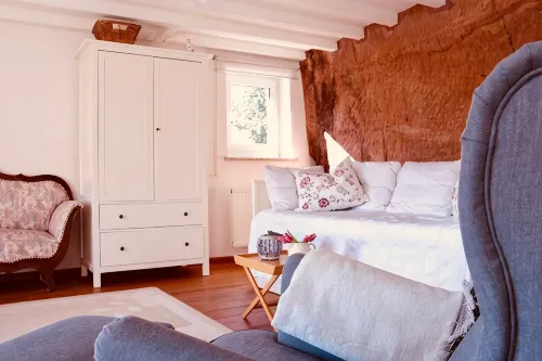 FELSENHAUS with view over Trier - living in the rock - ห้องครัว