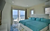 Luxurious Villa Fillipe 2  Beach Front, Sea View: Spacious, Private Pool & AC! - 3-Star