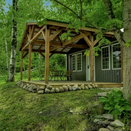 Romantic Getaway in Ellicottville Close to Everything!