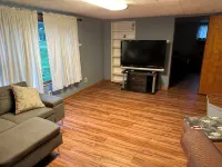 Charming 3-bedroom farmhouse in Rock Stream including vineyard and winery tour. Hotels in Starkey