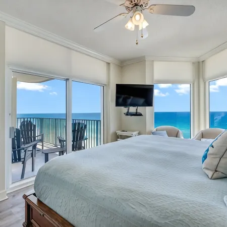 Great beachfront condo! Best View in Destin! Jade East Towers unit 920!