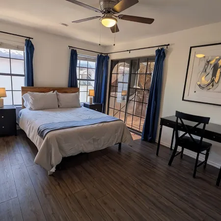 Charming and Quiet Townhome Conveniently located