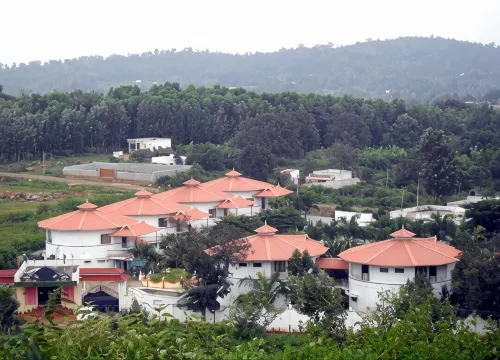 Thavika O Nila Resort & Convention Centre - 3 stjerner