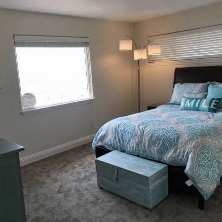 Ocean's Edge-Ocean front home!!!!