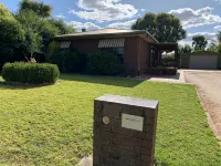 Spacious home in Corowa’s best street right across from the Murray/pet-friendly! Hotels in Corowa