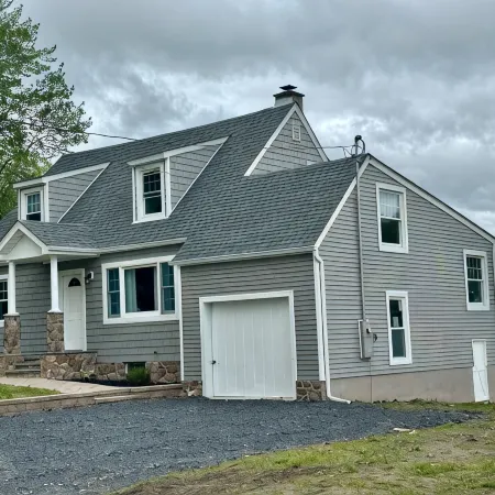 Ultimate Lakeside Getaway on 5 Acres - Private Dock, Kayaks, Fire Pit - Sleeps 9