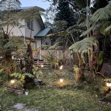 B&B: Royal Orchid Suite mins from Volcanoes National Park