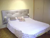 GROUND FLOOR OF VILLA facing the tip of Giens - 3-Star