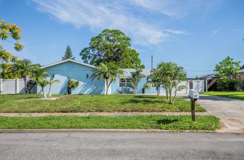 House with Heated Pool and Outdoor kitchen close to Siesta Key Beach!! - 수영장