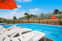 Ganghwado Noeul Spa Pension - Kolam Renang
