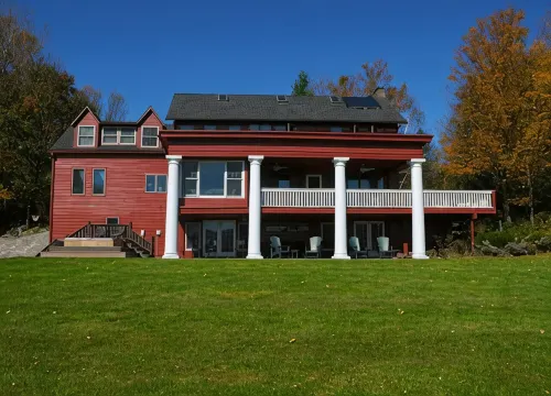 Start Thinking about Fall Foliage! Hot Tub, Fabulous Kitchen, Views Everywhere! - Wifi