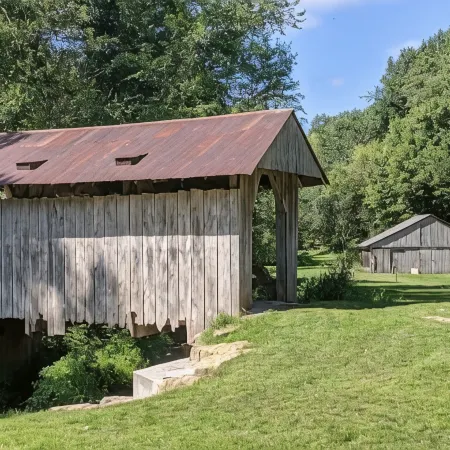 Escape to Serenity at The Covered Bridge Hideaway-The Perfect Vacation Rental!