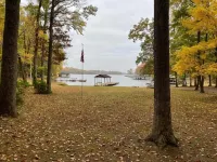 License To Chill - Lakefront/Screened in Porch - 3-Star