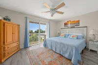 Gulf Views / Free Paddle Board / Pickle Ball / 2 Pools - 4-Star