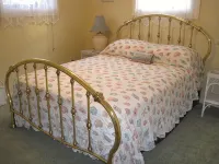 In-town Lewes location is near shops, museums, parks, bay and ocean beaches. - 3-Star