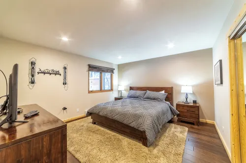 Fully Remodeled 2Bed + Loft, 3Bath 1,857sf  Mammoth Condo - Butik