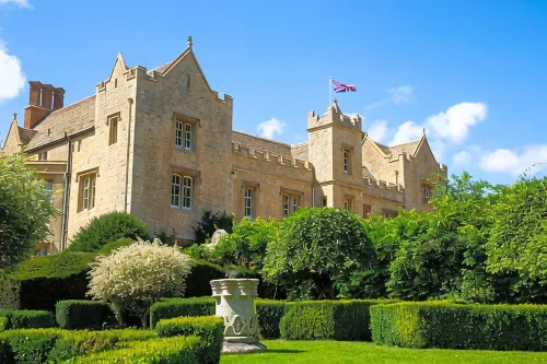 Weston Manor Hotel - Parkplatz