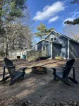 The Blue Elk - Lake Huron Views & Beach Access - 4 tähden