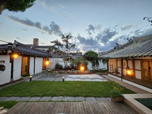 Jeonju Hanok Village Private House Haru Garden - Private Pools