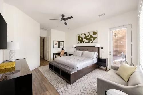 Luxury Palm Desert Home w/ Pool, Mountain Views - 2 estrellas