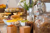 Chesa Valese - breakfast