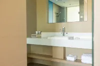 Haiyue Huantu Hotel (Zhong'an Plaza) - พร้อมระเบียง